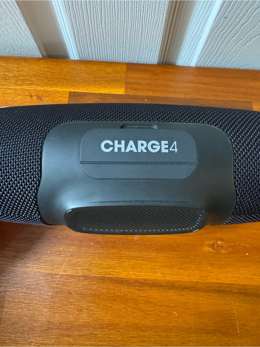 JBL Charge 4 - Portable Bluetooth speaker - Black - Picture 4 of 11